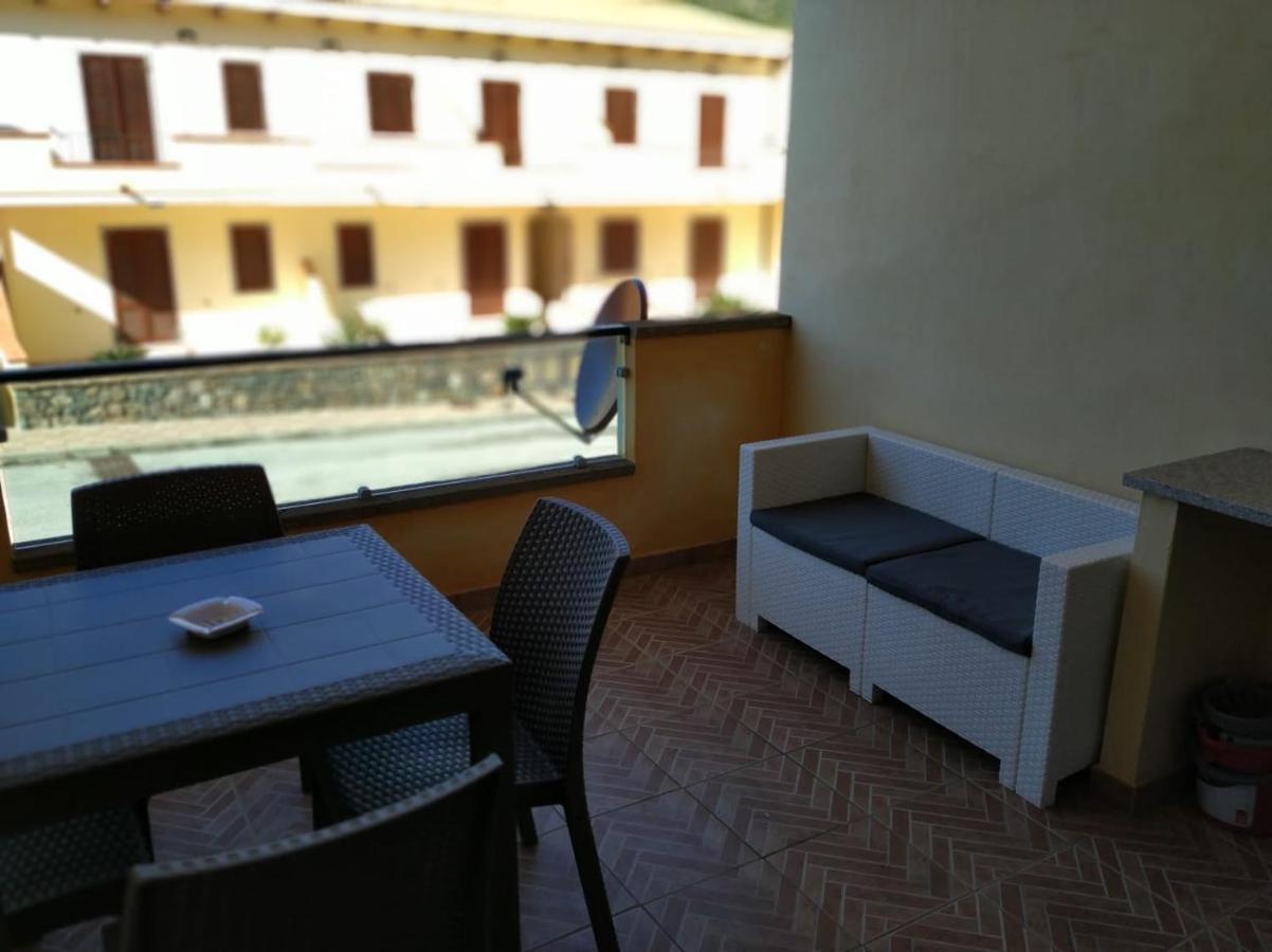Ferienwohnung La Caletta Di Dany Castelsardo Exterior foto